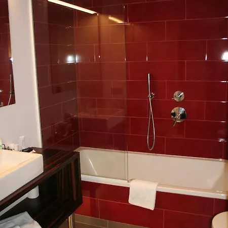 Carpinus Hotel 3*